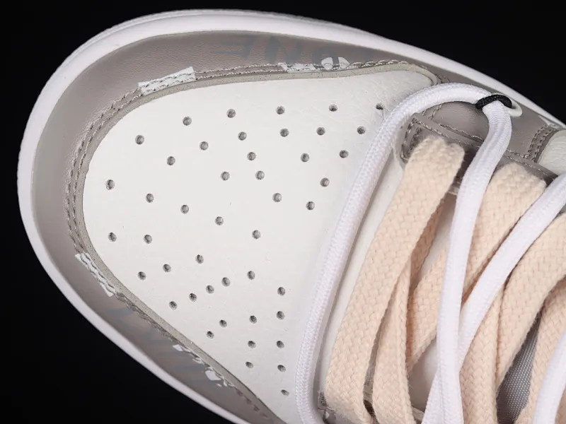 All categories Nk SB Dunk series Nk SB Dunk Low low-top sneakers Nk Dunk Low ESS customized version Panda Prank hip-hop theme low-top casual sneakers DJ6188-003
